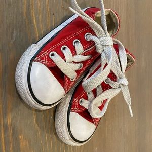 Toddler converse shoes